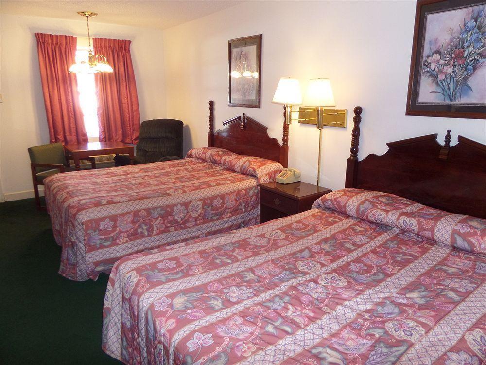 Homestay Inn & Suites Russellville Exteriör bild