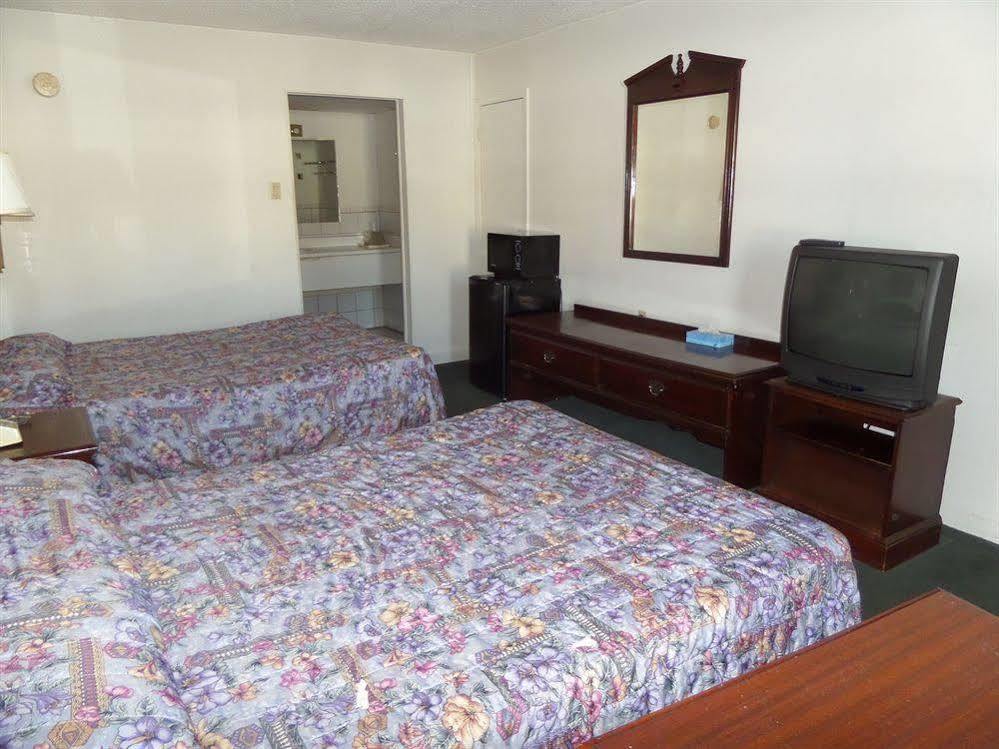 Homestay Inn & Suites Russellville Exteriör bild