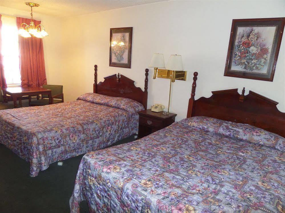 Homestay Inn & Suites Russellville Exteriör bild